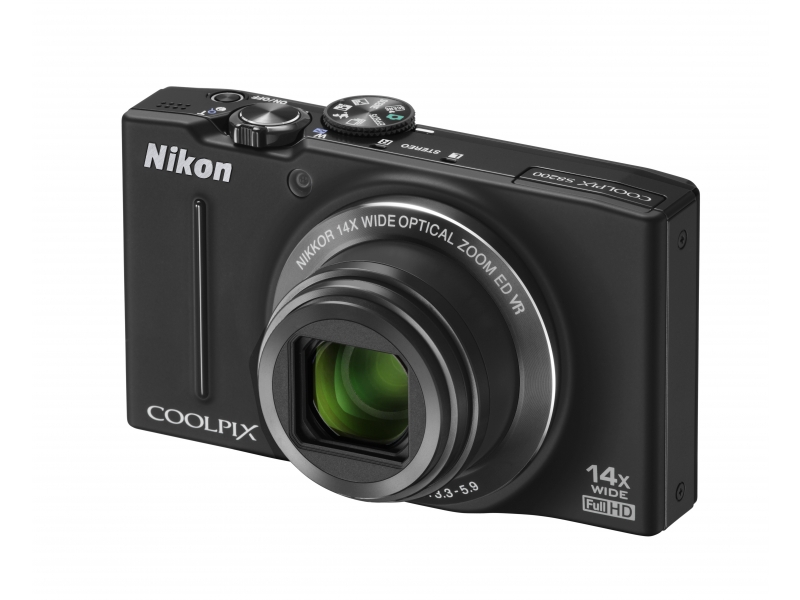 CoolPix S8200 fekete CoolPix S8200 fekete